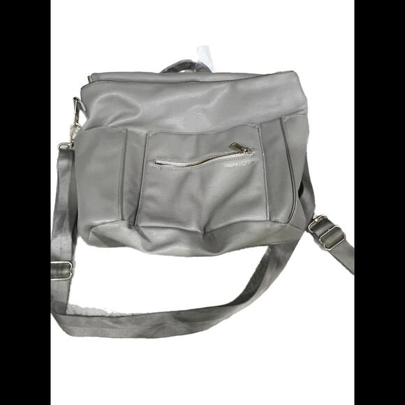 FAWN Design Diaper Bag - Picture 2 of 6